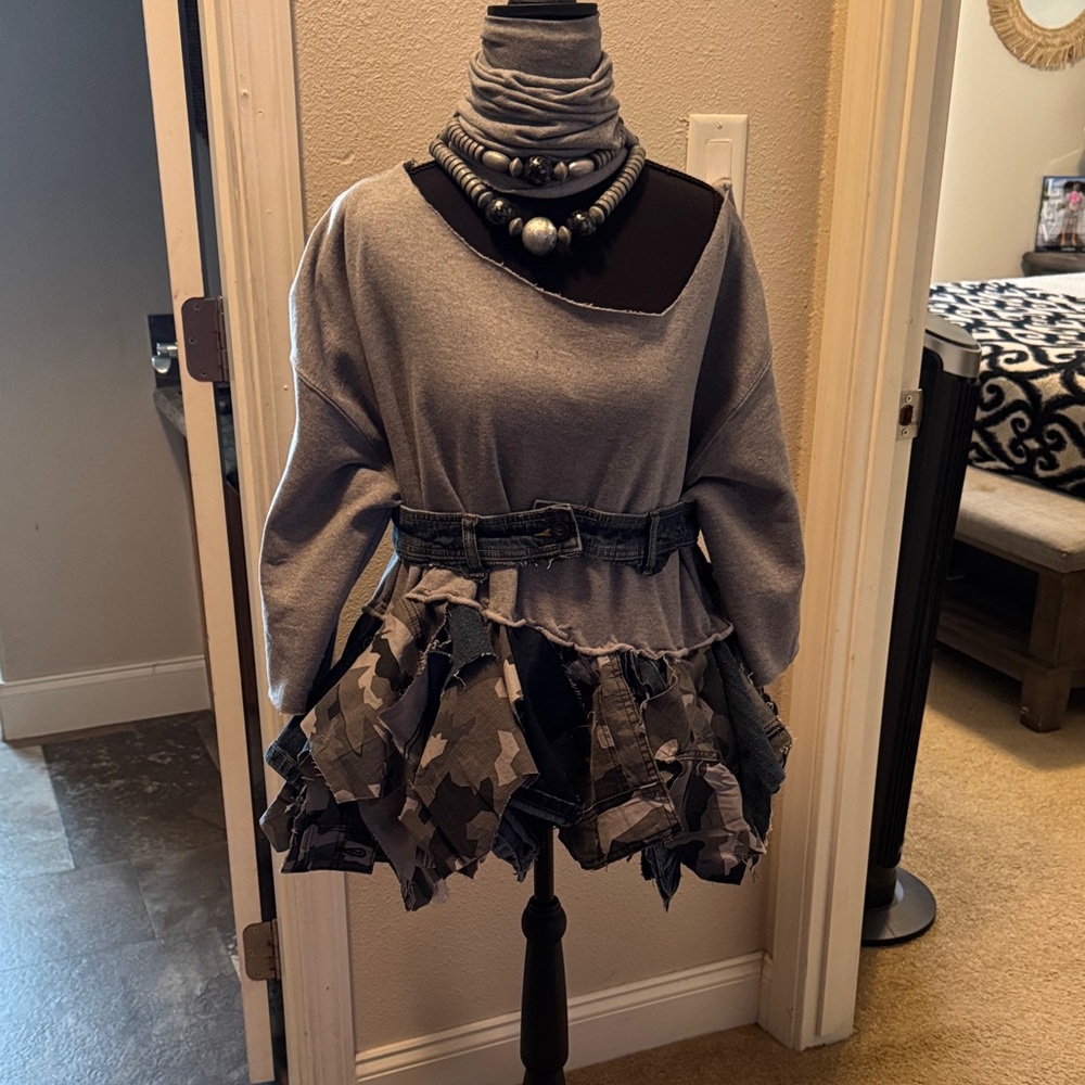 Gray Camouflage Ruffle Sweatshirt